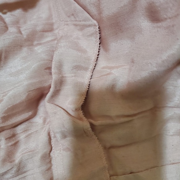 Indian outfit in blush pink and silver - Picture 11 of 16